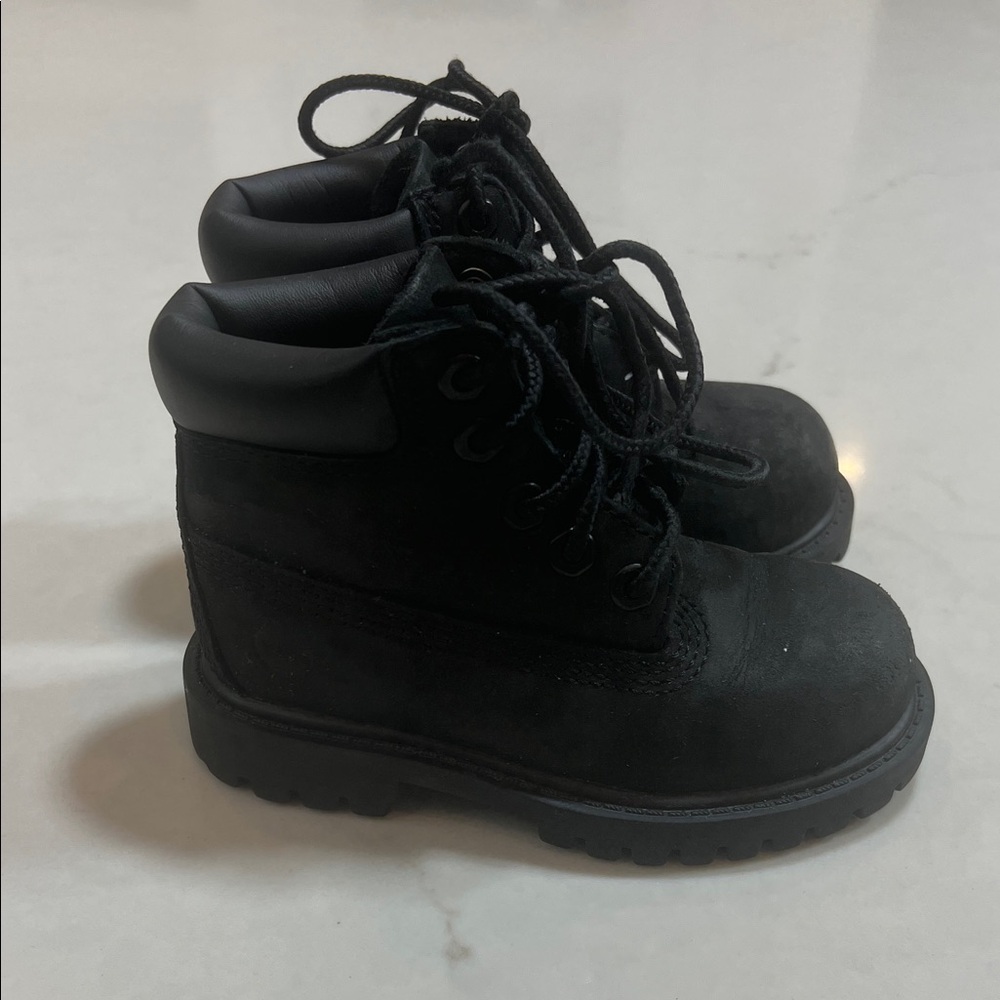 Timberland Toddler's Black Lace-Up Boots, lightly worn.